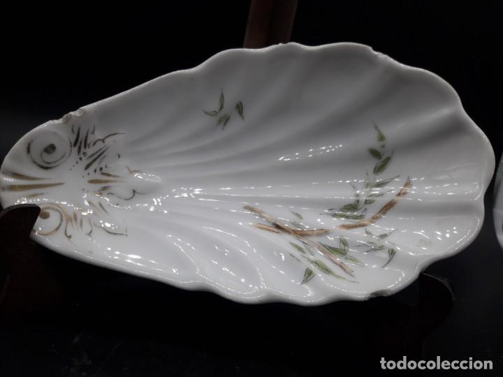 Antig&uuml;edades: Salsera porcelana - Foto 1