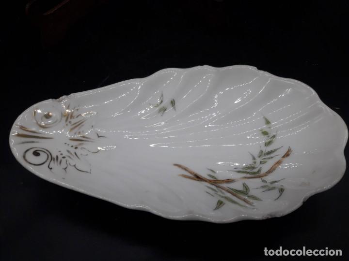 Antig&uuml;edades: Salsera porcelana - Foto 2