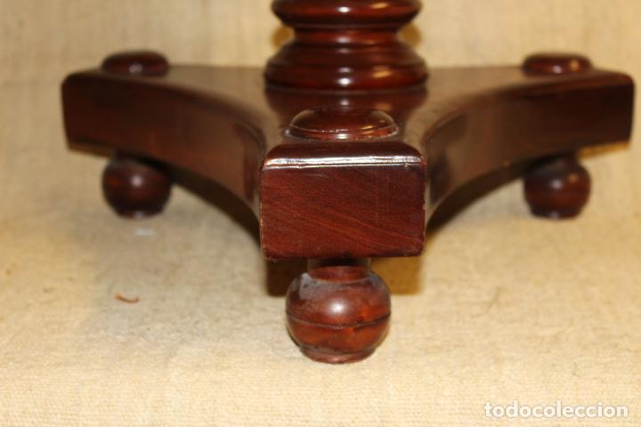 Antig&uuml;edades: macetero de madera - Foto 4