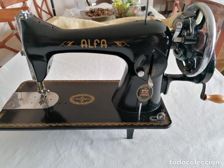 voltaje Ups Lavandería a monedas antigua maquina de coser alfa modelo 10047 - Compra venta en todocoleccion