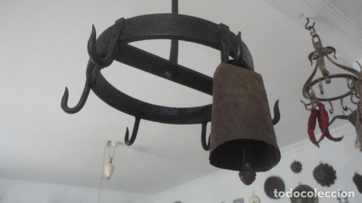 antiguo cencerro de chapa metal hierro y bronce - Buy Antique livestock  objects on todocoleccion