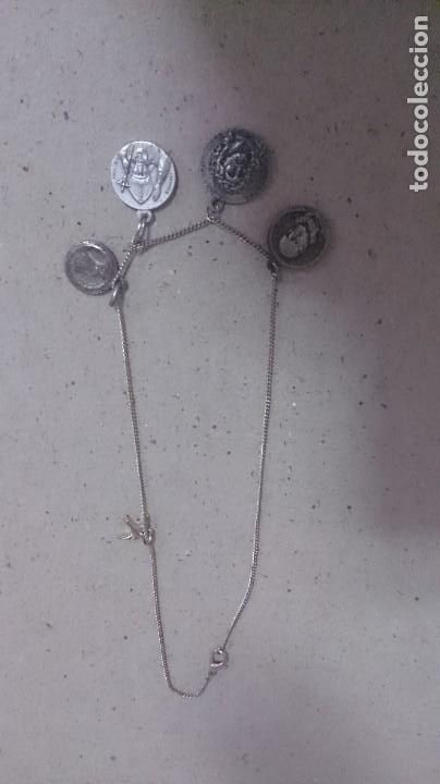 Antig&uuml;edades: CADENA Y 4 MEDALLAS M2. 10. - Foto 1
