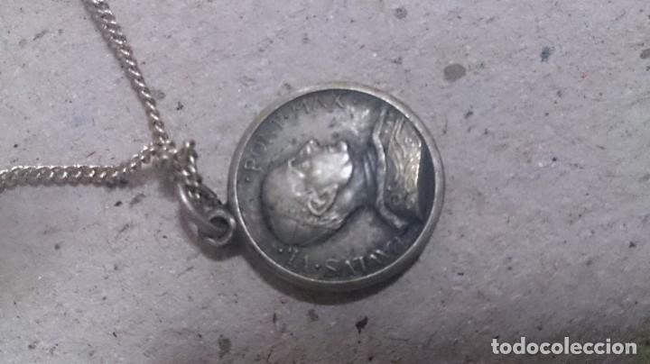 Antig&uuml;edades: CADENA Y 4 MEDALLAS M2. 10. - Foto 3