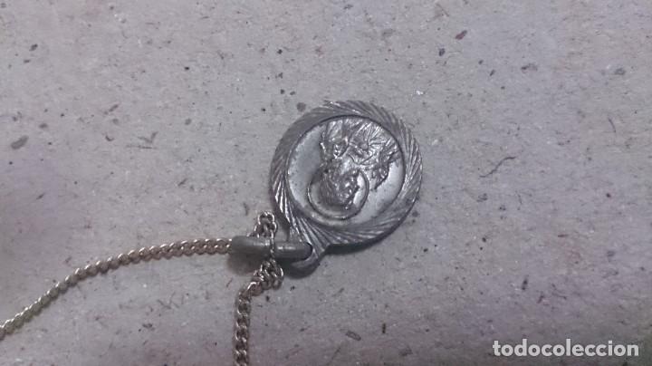 Antig&uuml;edades: CADENA Y 4 MEDALLAS M2. 10. - Foto 7