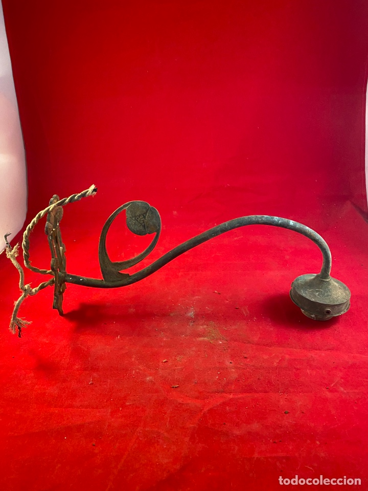 Antig&uuml;edades: Antigua l&aacute;mpara de pared - Foto 2