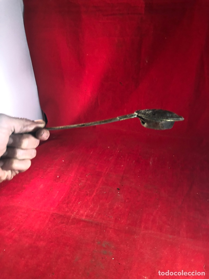 Antig&uuml;edades: Utensilio antiguo para calentar - Foto 5