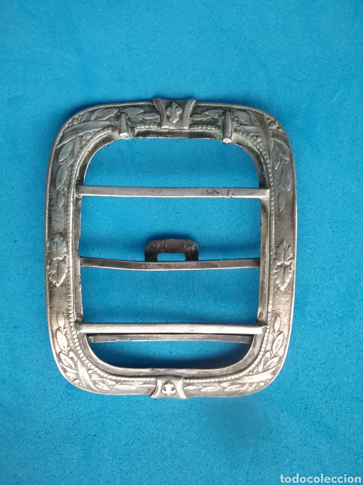 Antig&uuml;edades: Hebilla antigua en plata 800. - Foto 1