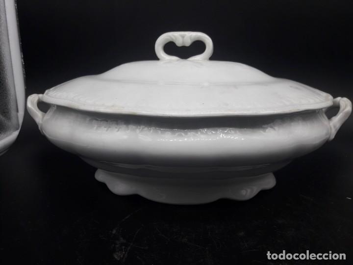 Antig&uuml;edades: Sopera de ceramica - Foto 1