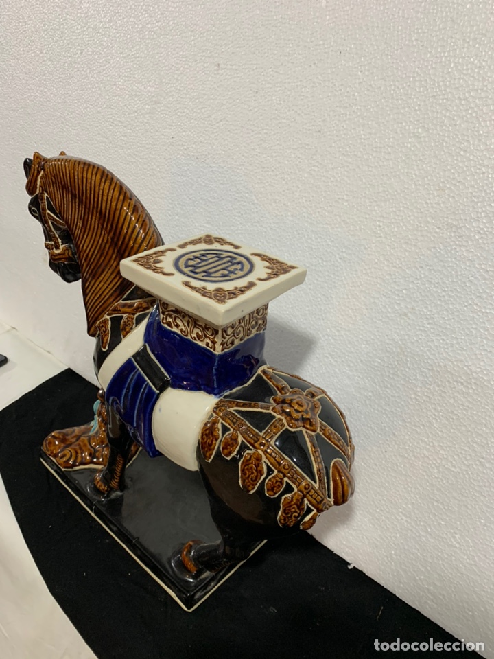 Antig&uuml;edades: CABALLO ANTIGUO EN PORCELANA - Foto 2