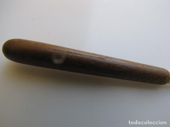 Antig&uuml;edades: 5- Abotonador para botines - Foto 2