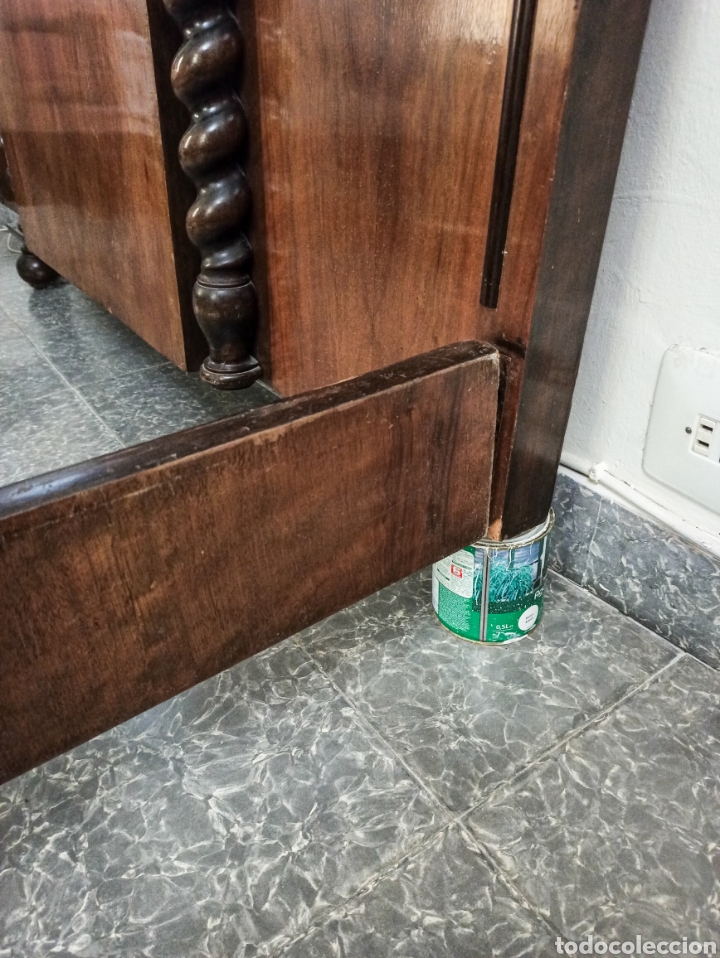 Antig&uuml;edades: Cama de Nogal con columnas salom&oacute;nicas - Foto 9