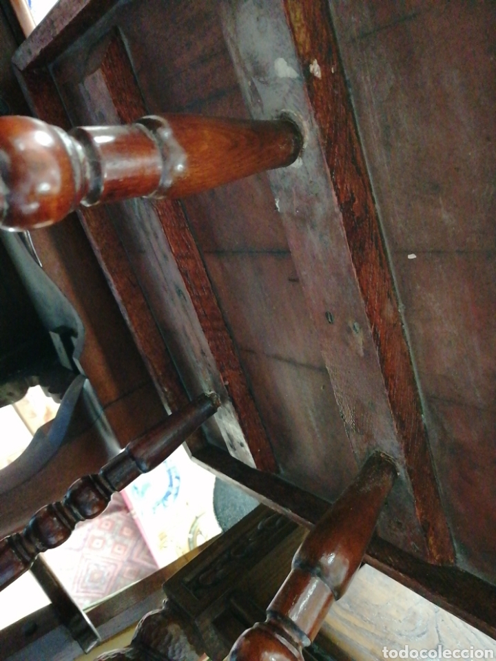 Antig&uuml;edades: Mesa Auxiliar - Foto 5
