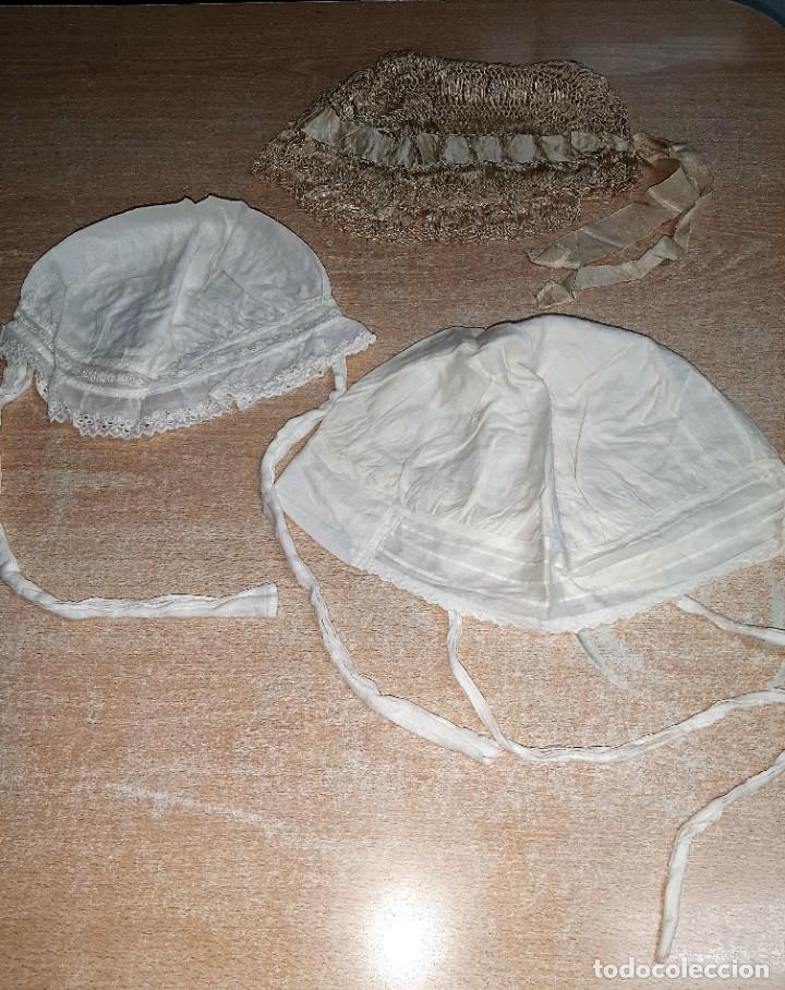 Antig&uuml;edades: 3 gorros de dormir - Foto 2