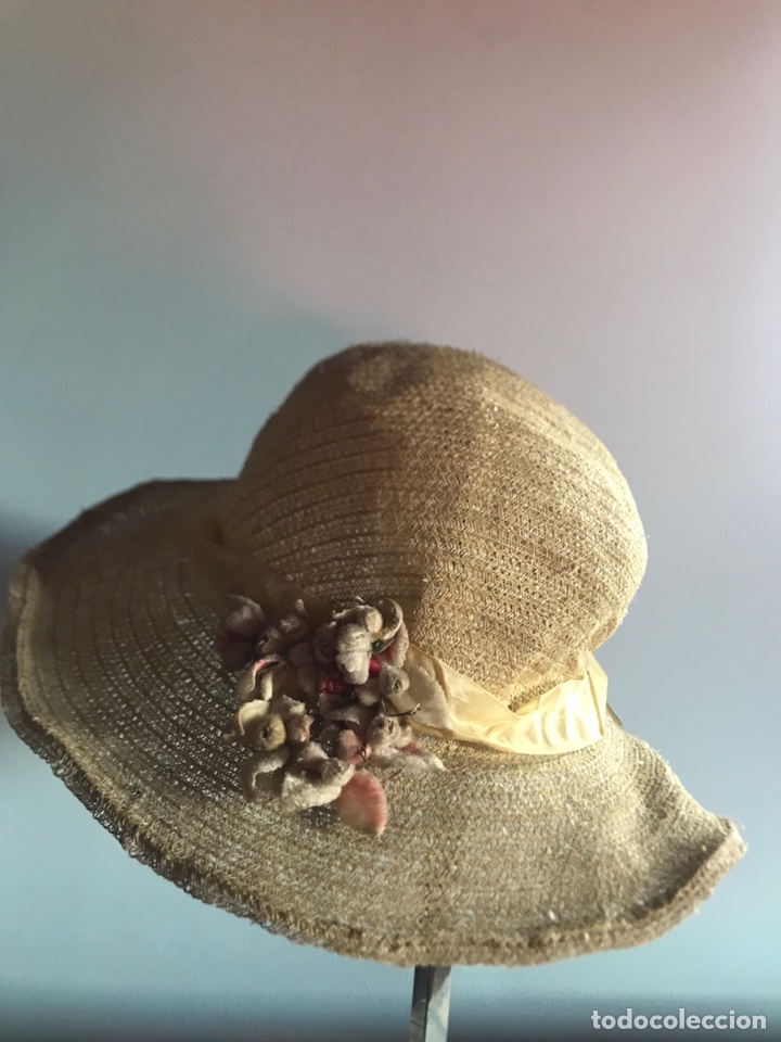 Antig&uuml;edades: Sombrero de mujer - Foto 1