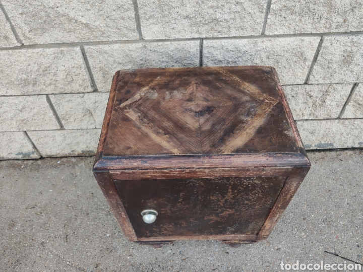 Antig&uuml;edades: ANTIGUA MESITA DE MADERA - Foto 1