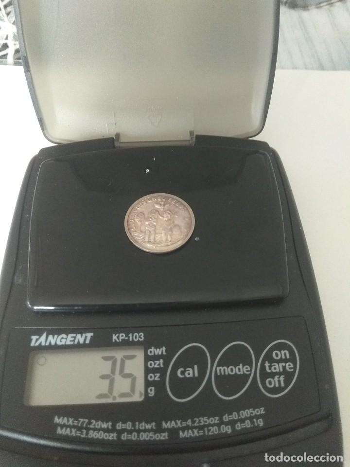 Antig&uuml;edades: Medallleria de plata - Foto 2
