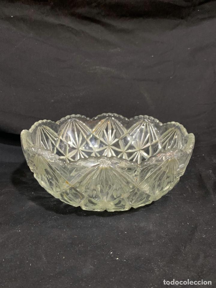 Antig&uuml;edades: ENSALADERA DE CRISTAL TALLADO - Foto 2