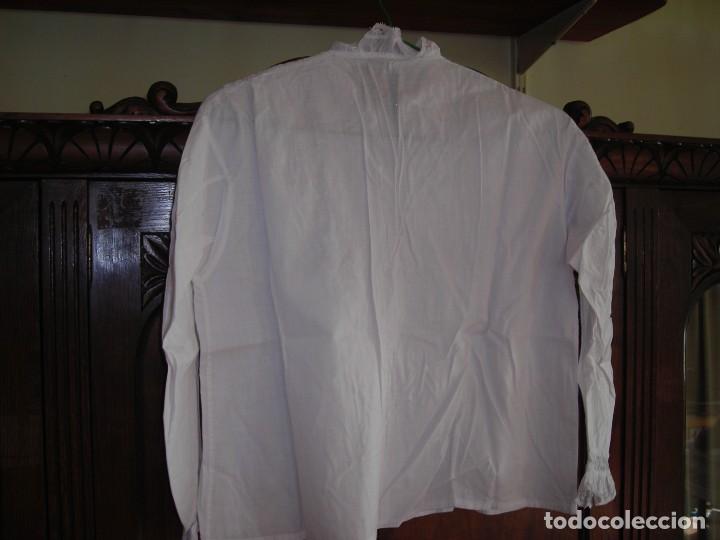 Antig&uuml;edades: camisa de mujer bordada de algodon - Foto 2