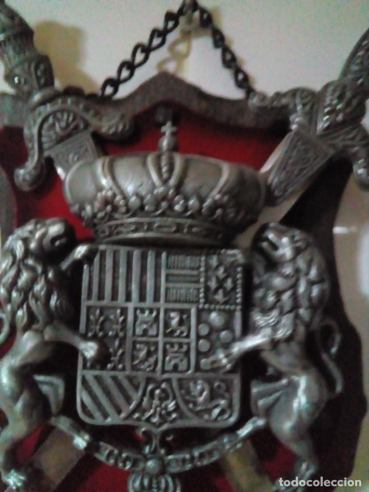Antig&uuml;edades: ANTIGUO ESCUDO DE PARED - Foto 3