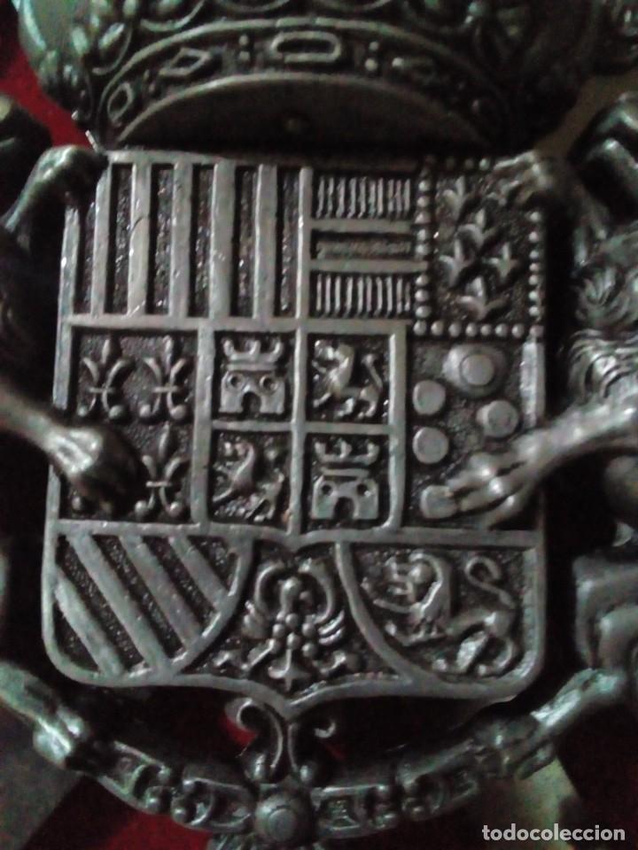Antig&uuml;edades: ANTIGUO ESCUDO DE PARED - Foto 6