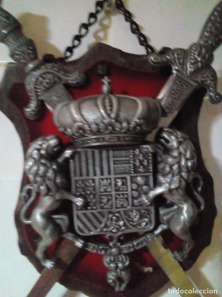 Antig&uuml;edades: ANTIGUO ESCUDO DE PARED - Foto 8