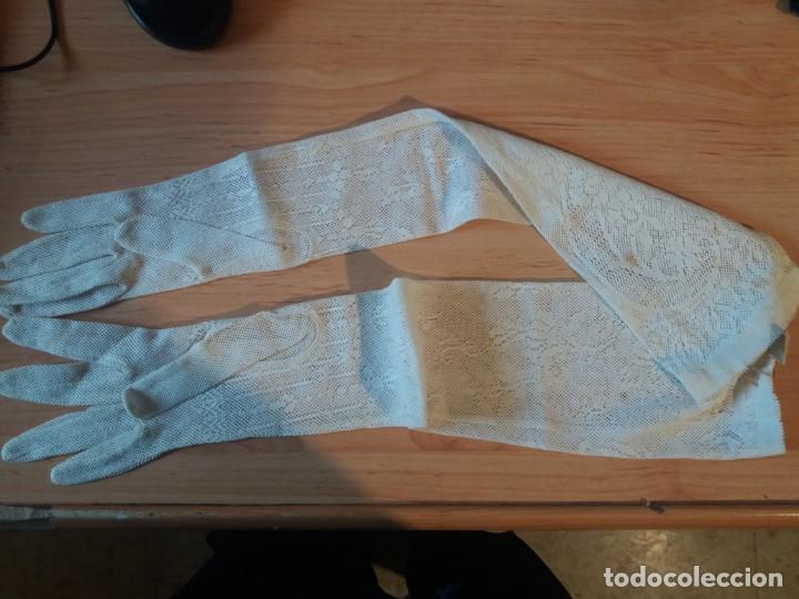 Antig&uuml;edades: Guantes de encaje antiguo - Foto 3