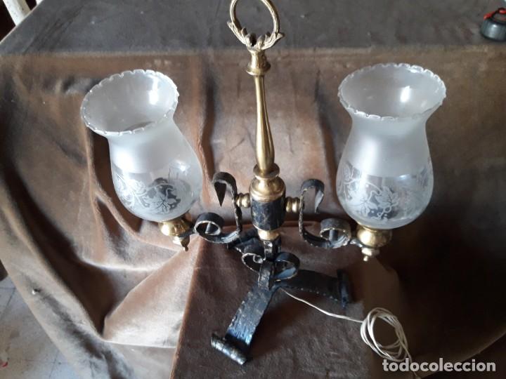 Antig&uuml;edades: Lampara de mesa - Foto 2