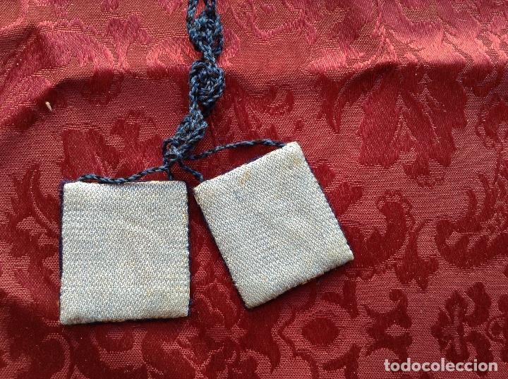 Antig&uuml;edades: Antiguo escapulario bordado - Foto 4