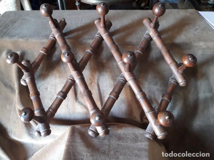 Antig&uuml;edades: Perchero extensible - Foto 1