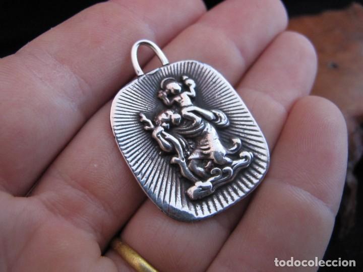 Antig&uuml;edades: Medalla religiosa vintage de plata - Foto 4