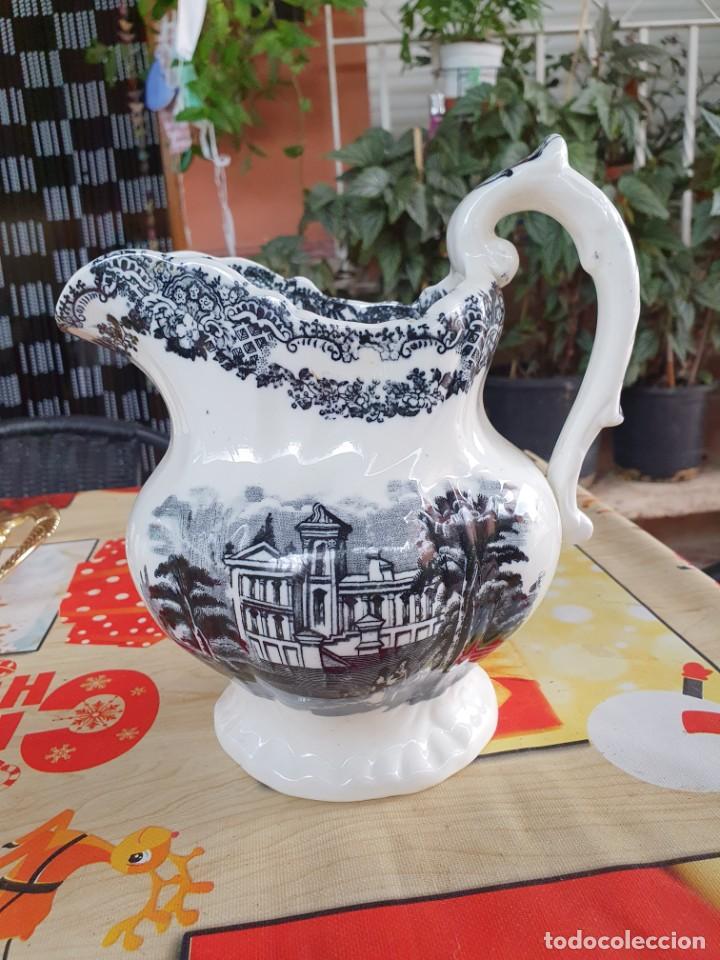 Antig&uuml;edades: Antigua jarra - Foto 1
