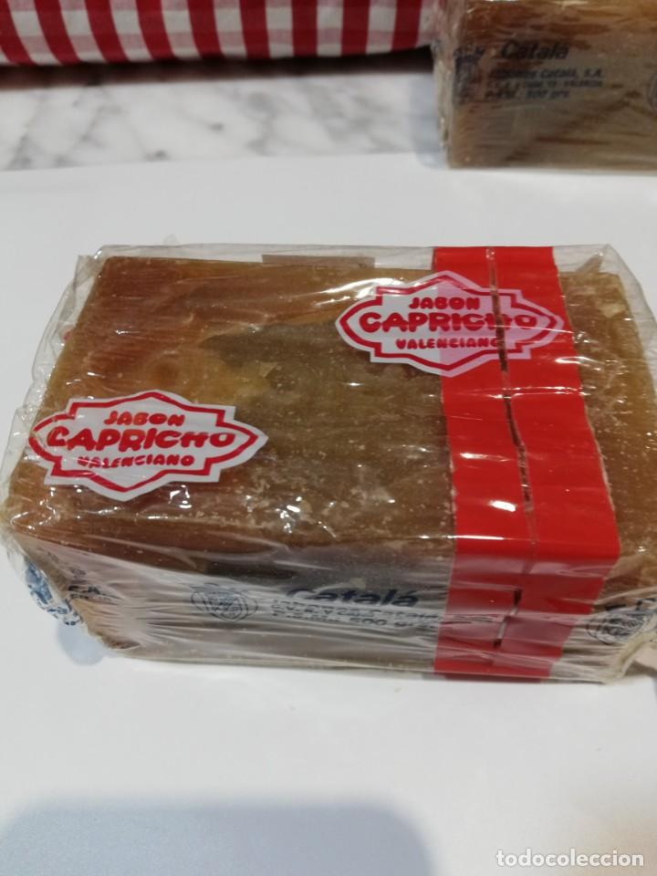Antig&uuml;edades: CO - Pastilla de jab&oacute;n CAPRICHO-CATALA. - Foto 2