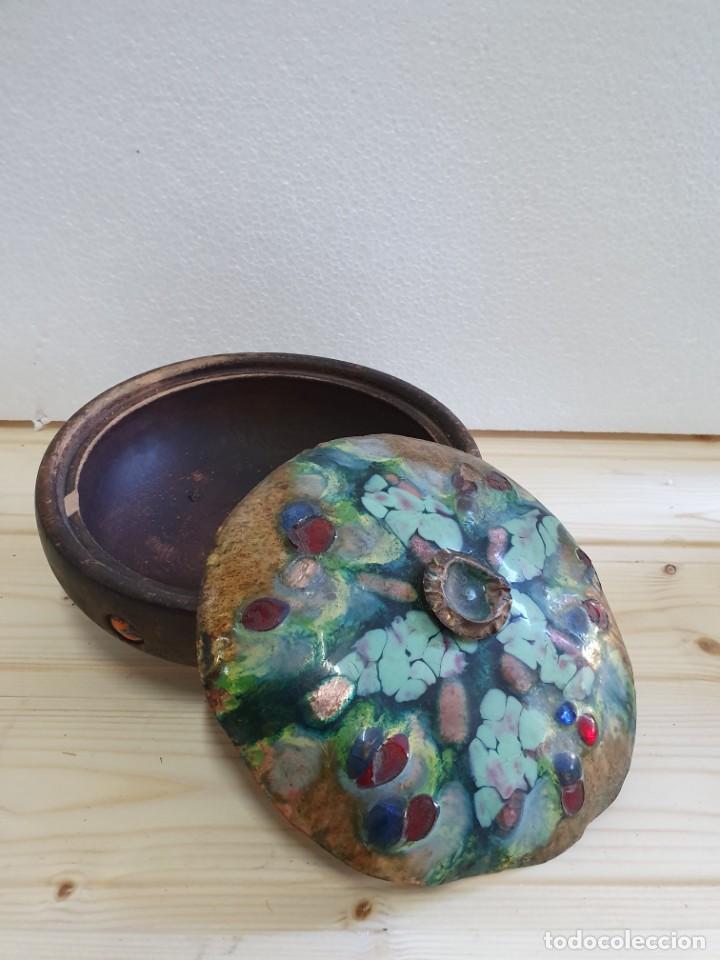 Antig&uuml;edades: - JOYERO CON INCRUSTACIONES - Foto 4