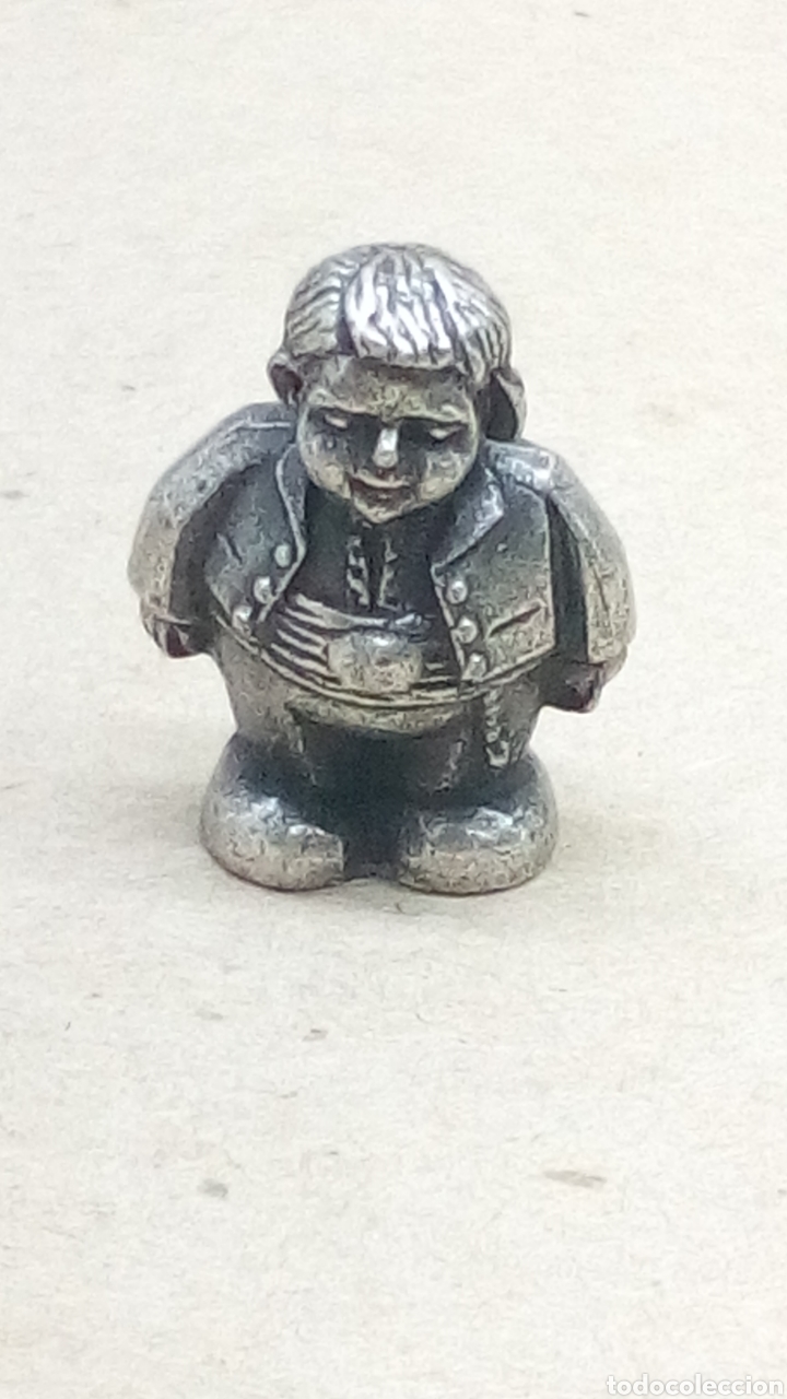 Antig&uuml;edades: Fugurita de metal Fallero - Foto 1