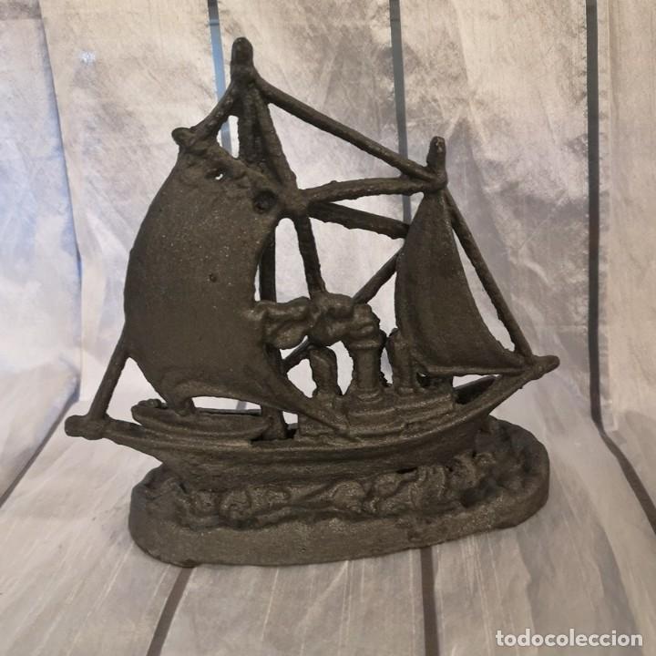 Antig&uuml;edades: Barco de Vela en Hierro - Foto 1