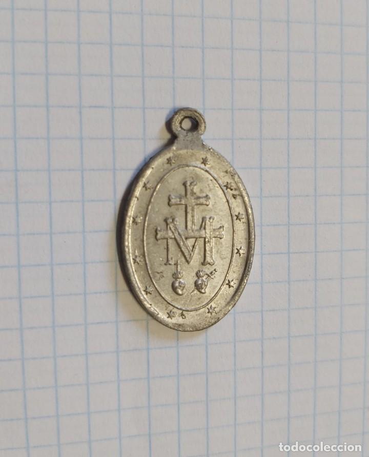 Antig&uuml;edades: Medalla religiosa - Foto 2