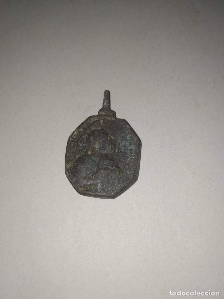 Antig&uuml;edades: Medalla del.18 - Foto 1