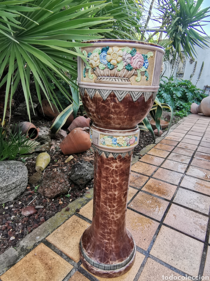 Antig&uuml;edades: Macetero con columna de Manises - Foto 6