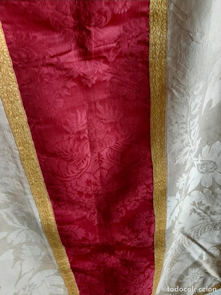 Antig&uuml;edades: CASULLA DE SEDA DAMASQUINADA - SIGLO XIX - Foto 11