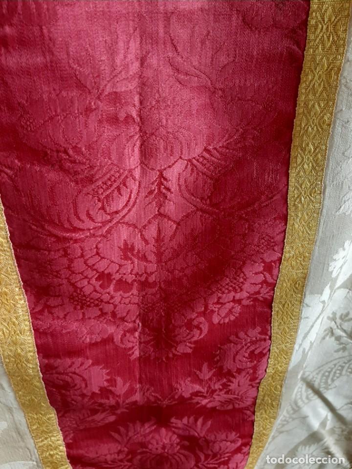 Antig&uuml;edades: CASULLA DE SEDA DAMASQUINADA - SIGLO XIX - Foto 12