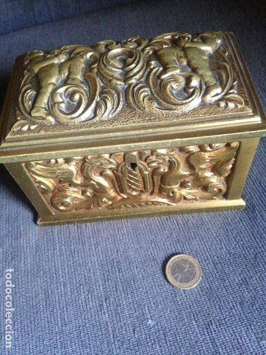 Antig&uuml;edades: joyero caja bronce renacimiento - Foto 1