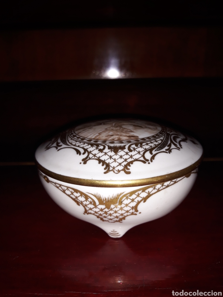 Antig&uuml;edades: Caja de porcelana - Foto 2