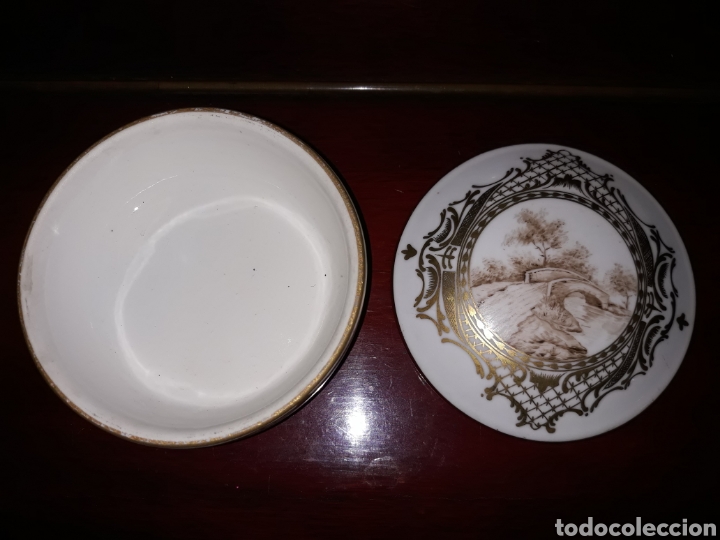 Antig&uuml;edades: Caja de porcelana - Foto 3