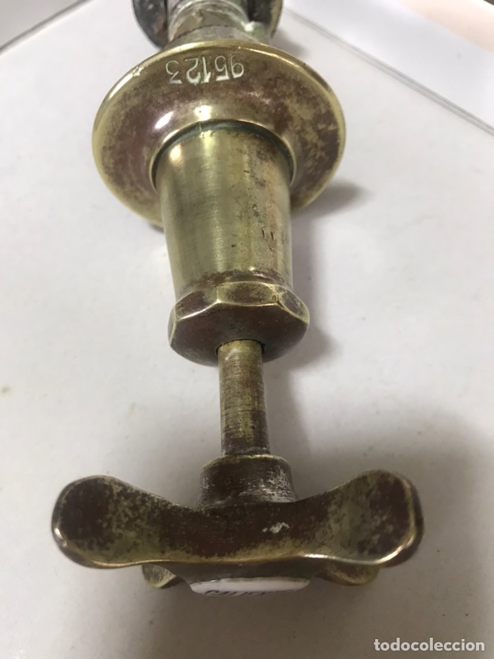 Antig&uuml;edades: Grifer&iacute;a de bronce - Foto 4