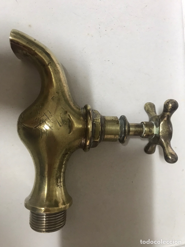 Antig&uuml;edades: Grifer&iacute;a de bronce - Foto 10