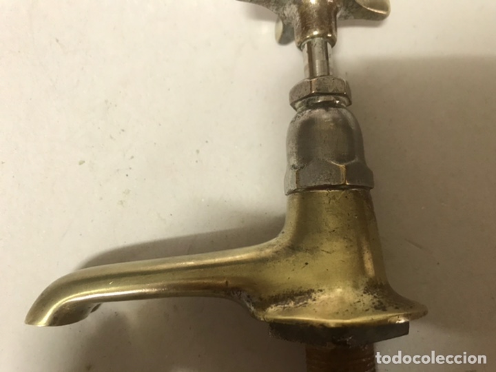 Antig&uuml;edades: Grifer&iacute;a de bronce - Foto 21