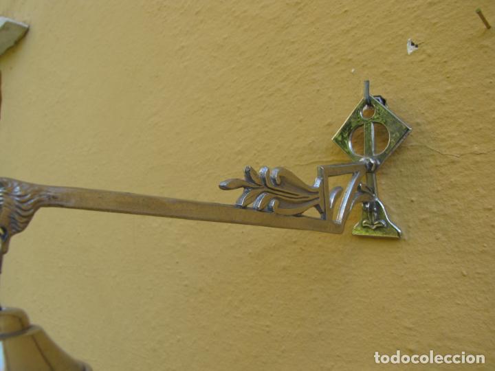 Antig&uuml;edades: 5- L&aacute;mpara botiva. Esta&ntilde;o. Modernista - Foto 3
