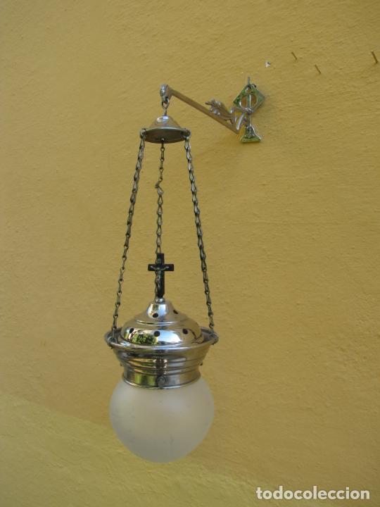 Antig&uuml;edades: 5- L&aacute;mpara botiva. Esta&ntilde;o. Modernista - Foto 1