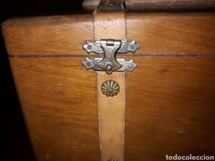 Antig&uuml;edades: Caja de costura - Foto 2