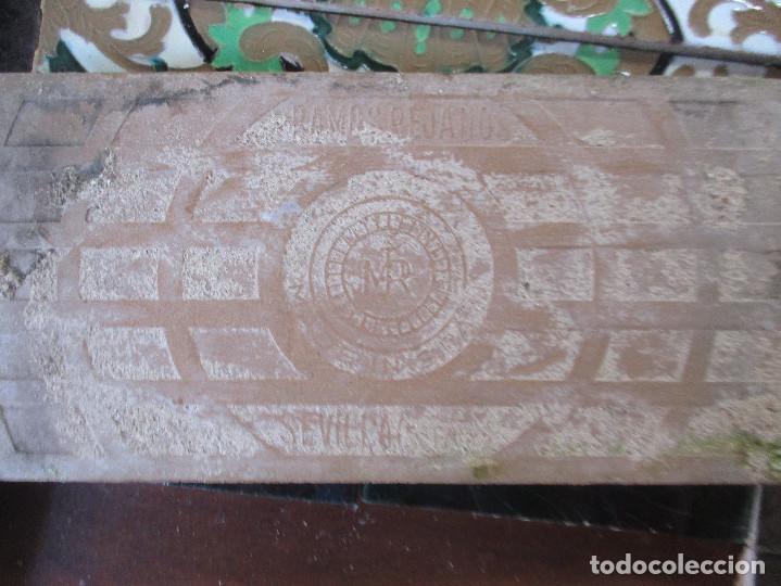 Antig&uuml;edades: azulejos Ramos Rejano reflejo oro - Foto 6